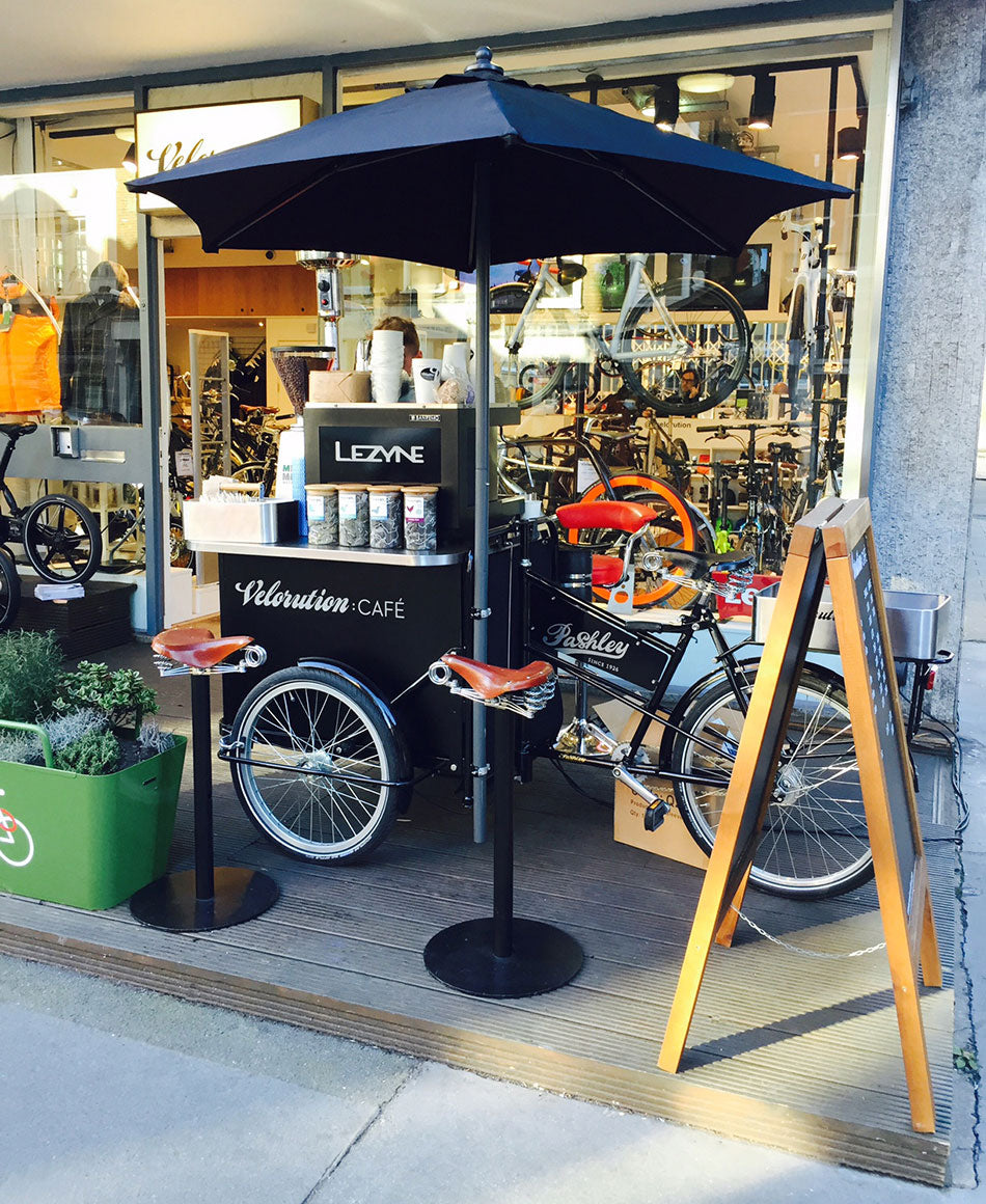 Pashley Classic vending trike for a coffee barista in London, with brooks saddle stools for seating..
