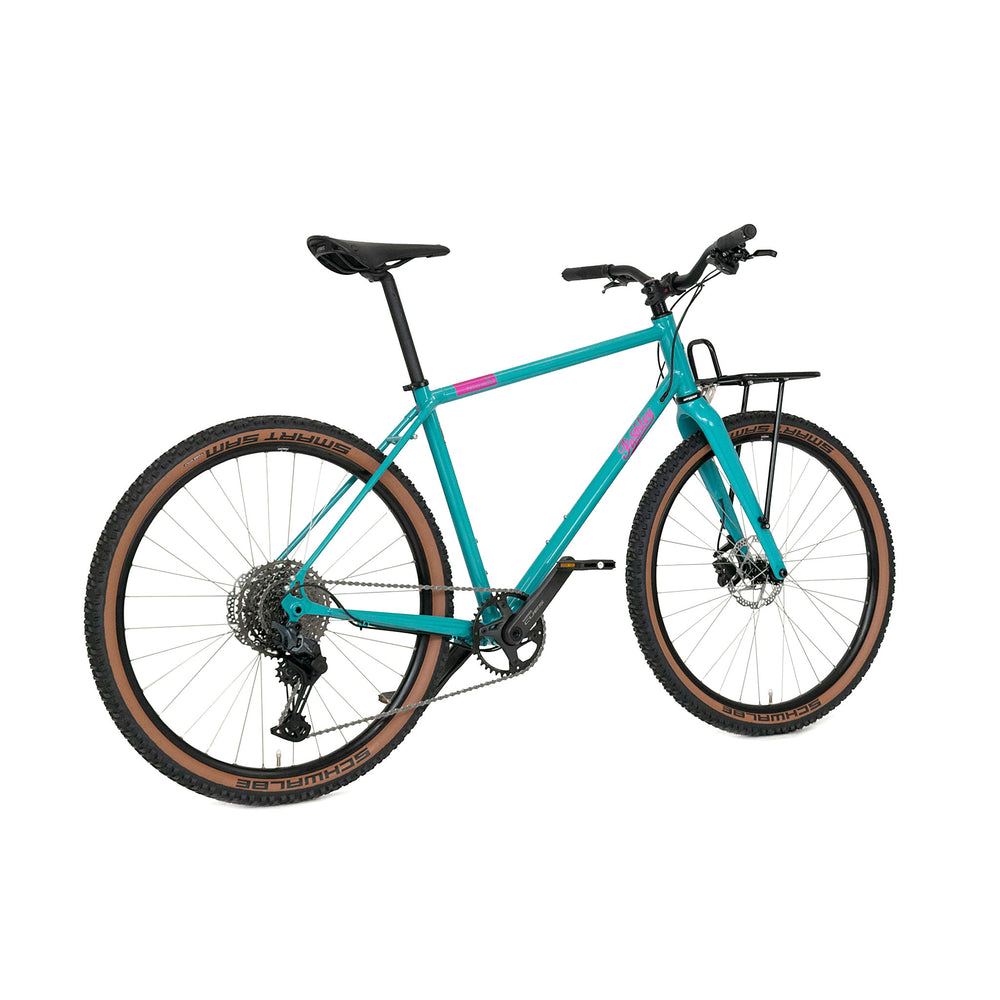 Pathfinder X - A lightweight and versatile city adventure bicycle